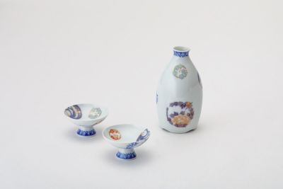 染錦花丸紋　酒器揃（二人具）