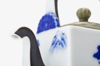 染付山水 角小正油差（醤油差し） | 有田焼 深川製磁｜公式