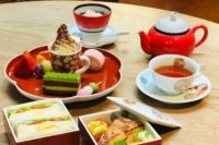 深川製磁　寿赤絵 角小二段重　宮内庁御用達　美品 深川製磁 寿赤絵 角小二段重 宮内庁御用達 美品 寿赤絵