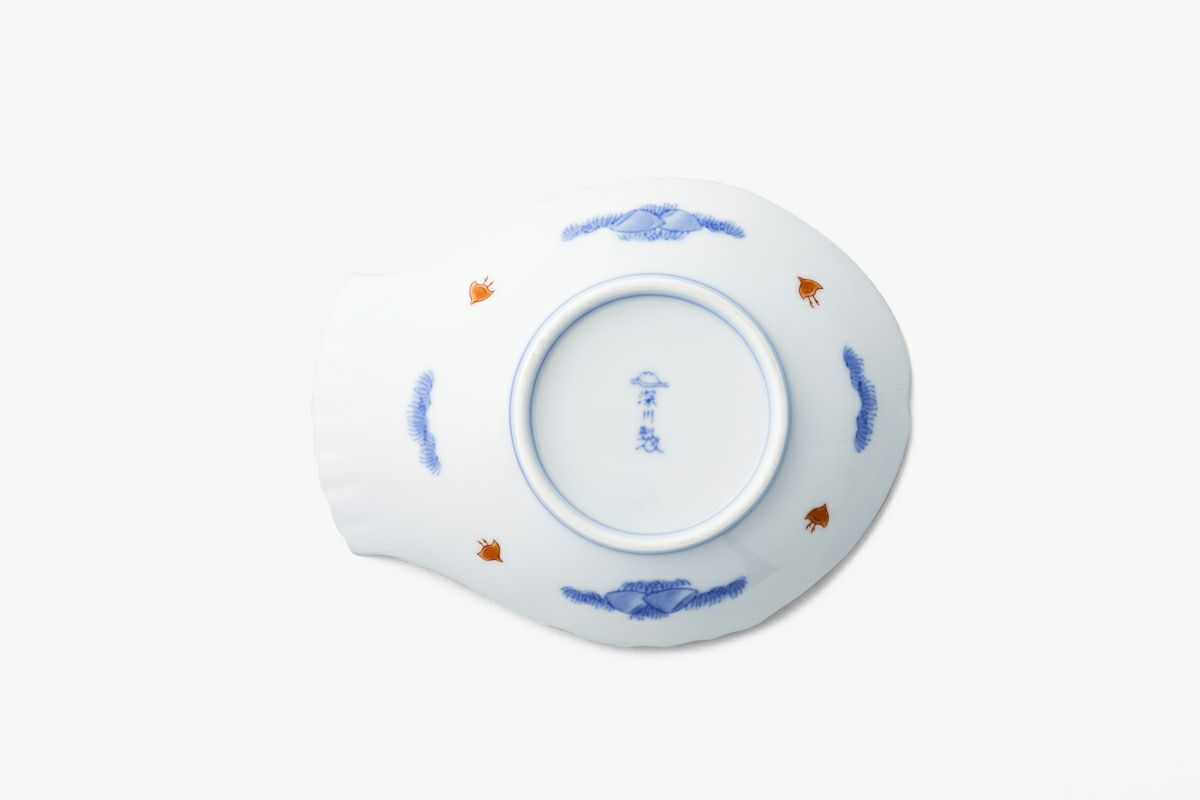 染錦手波鶴紋 魚型皿（小） | 有田焼 深川製磁｜公式オンラインストア