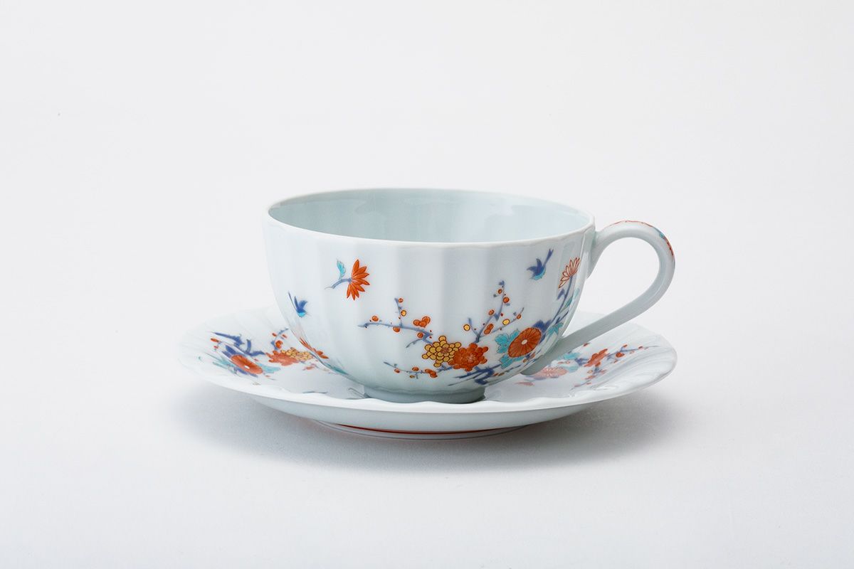 色絵花鳥紋　紅茶碗皿