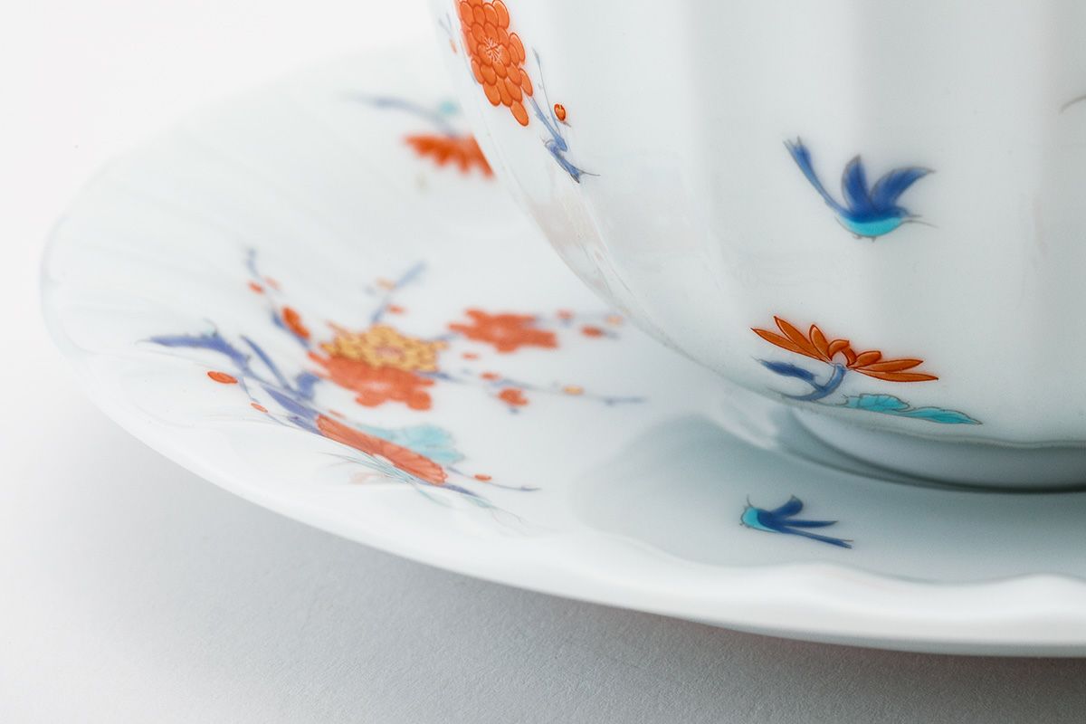 色絵花鳥紋 紅茶碗皿 | 有田焼 深川製磁｜公式オンラインストア