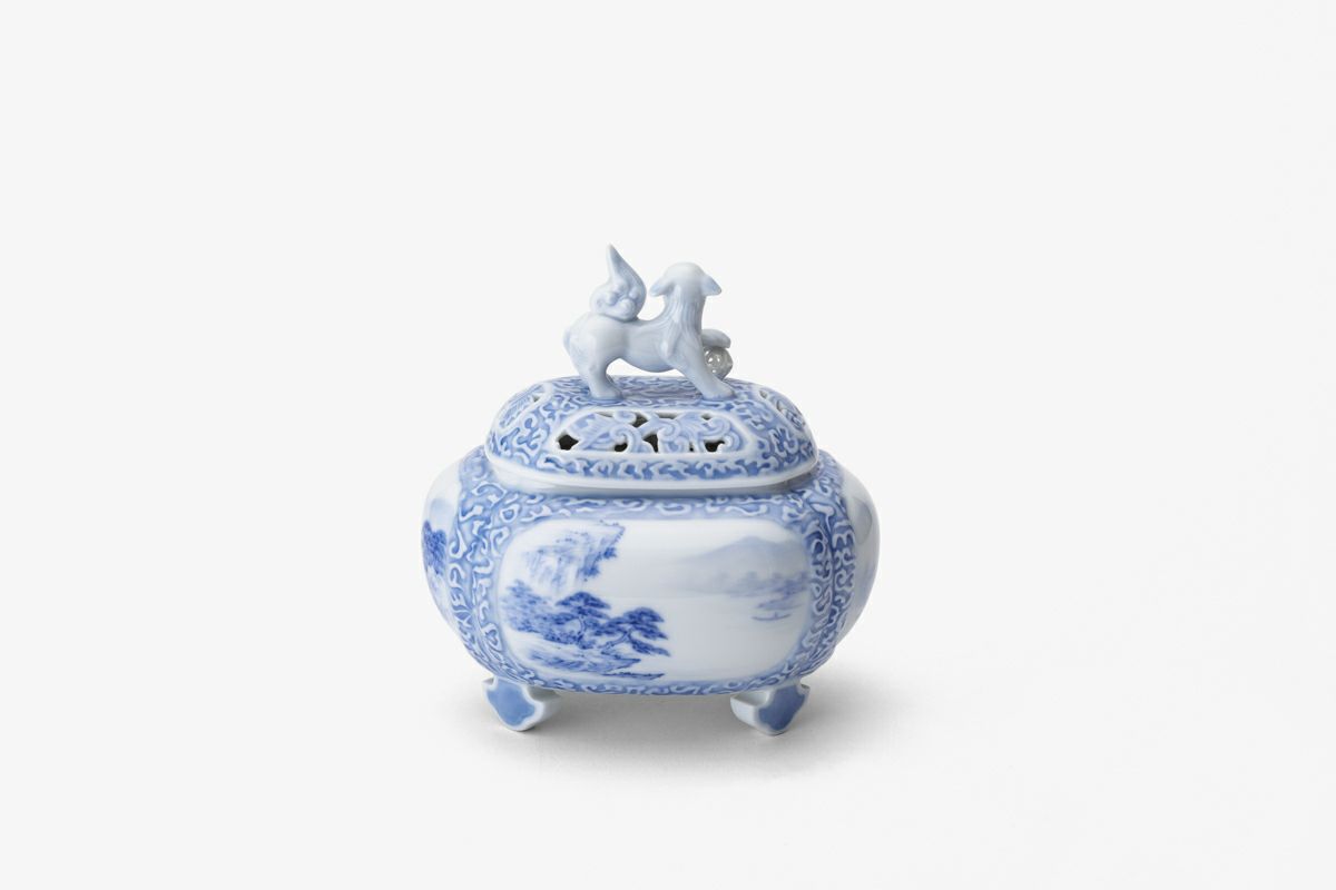 獅子牡丹絵(六角型)香炉色鍋島故青木桃山作品伝統工藝士