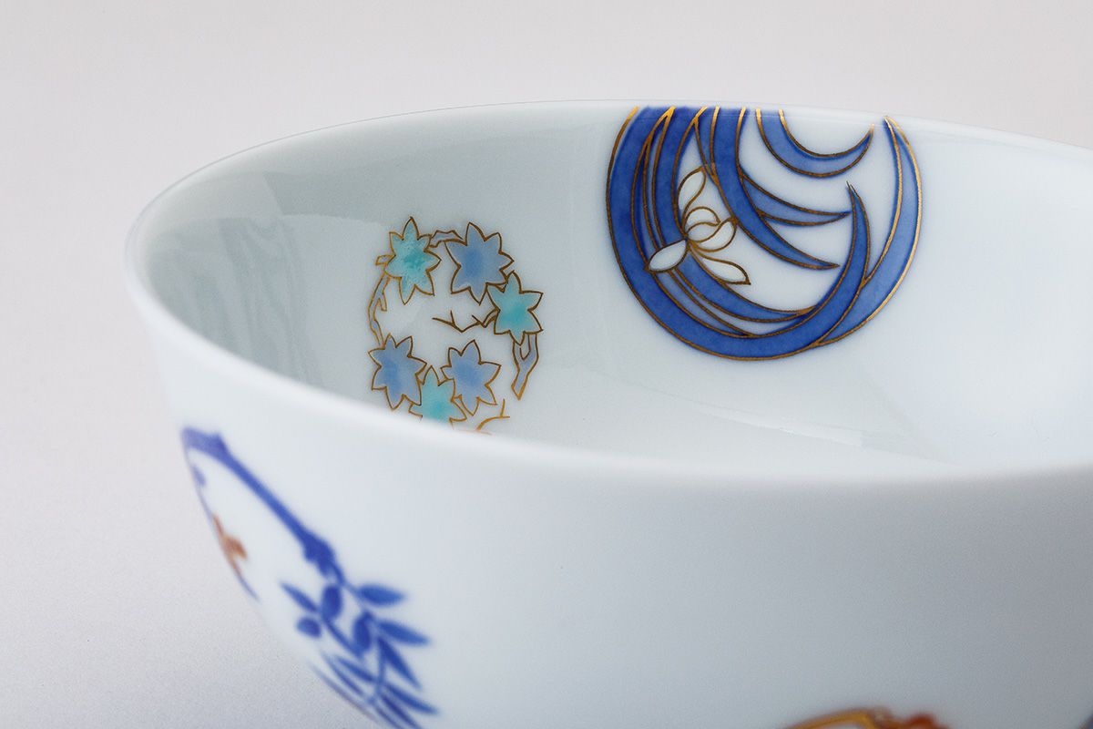 昭和10年代製 オールド深川製磁 【染錦花丸紋様】 輪花形小鉢