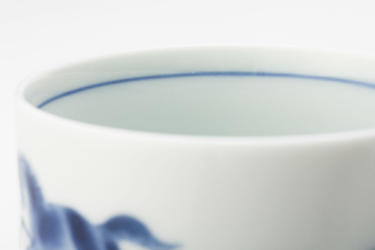 染付群馬 竹型湯呑 | 有田焼 深川製磁｜公式オンラインストア