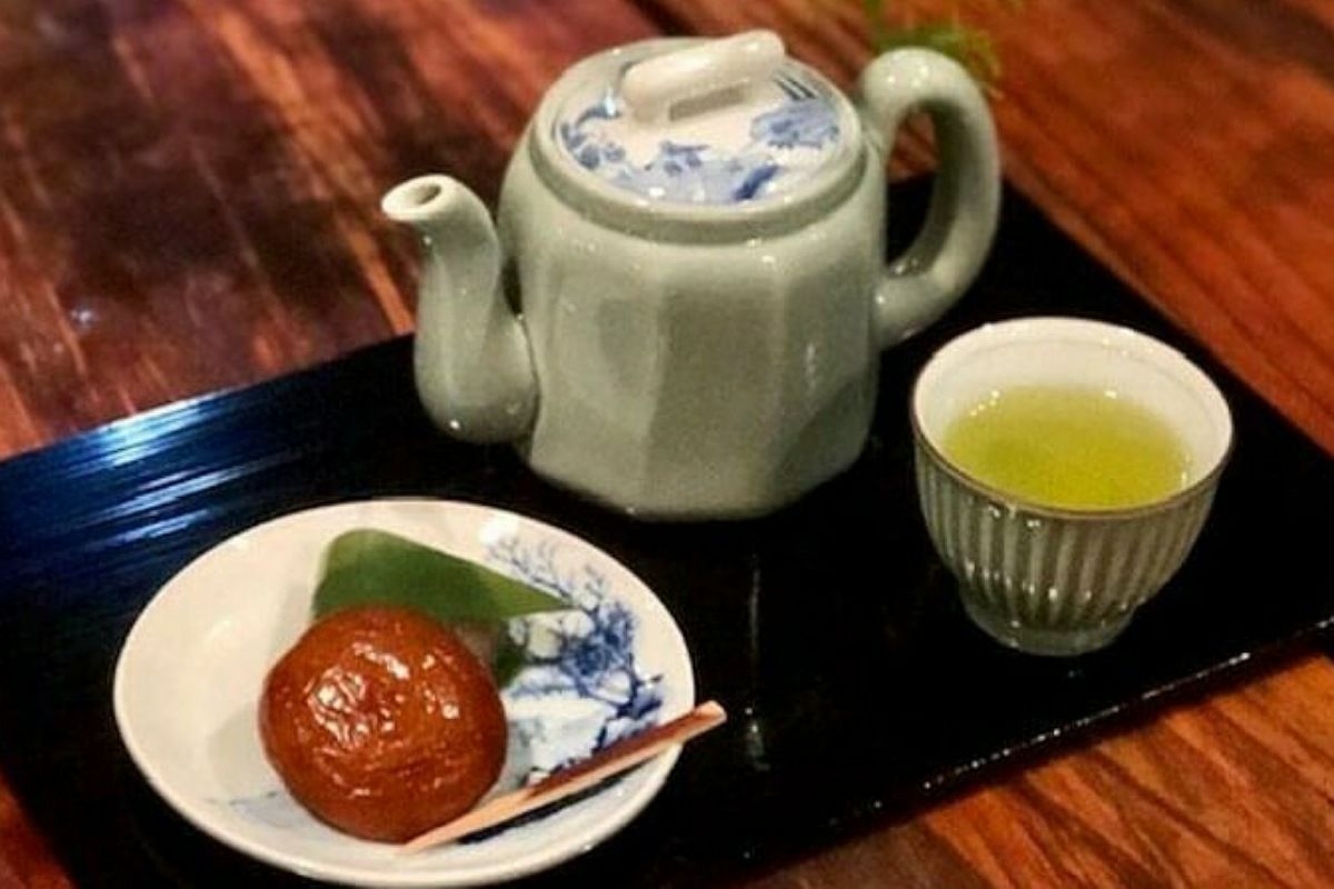 絵変山水 銘々皿揃 | 有田焼 深川製磁｜公式オンラインストア