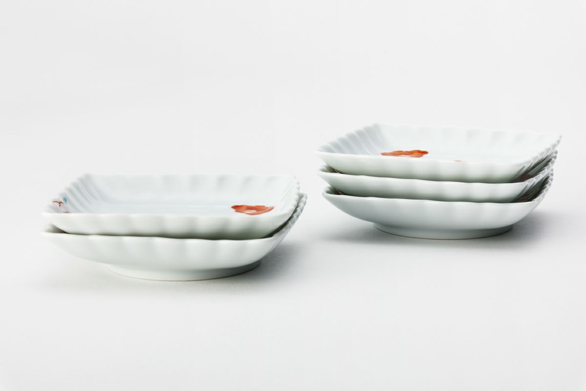 紅白花結び 小皿揃 | 有田焼 深川製磁｜公式オンラインストア