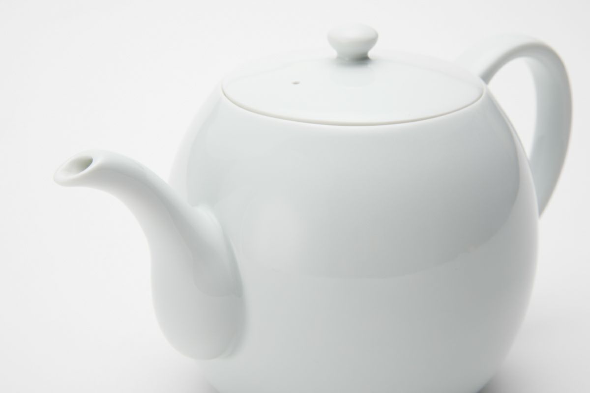 てとて・マユ 急須／ポット | 有田焼 深川製磁｜公式オンラインストア