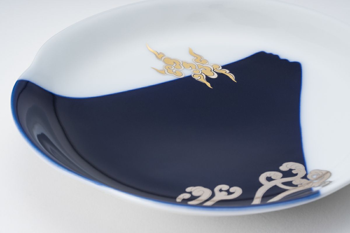 瑠璃富士白金蕨 5寸皿 | 有田焼 深川製磁｜公式オンラインストア