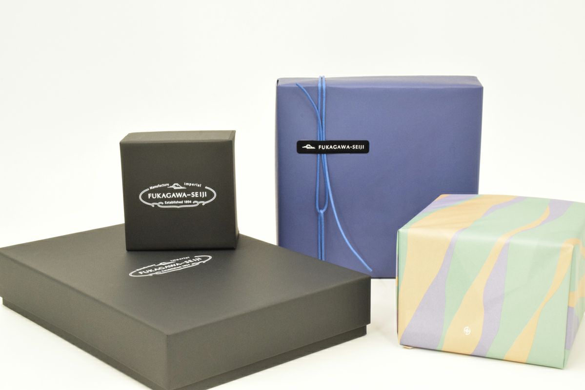 寿赤絵 八角蓋物 | 有田焼 深川製磁｜公式オンラインストア