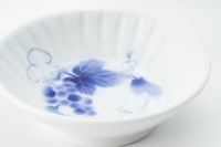 ブルーワイナリー しのぎ深小皿 | 有田焼 深川製磁｜公式