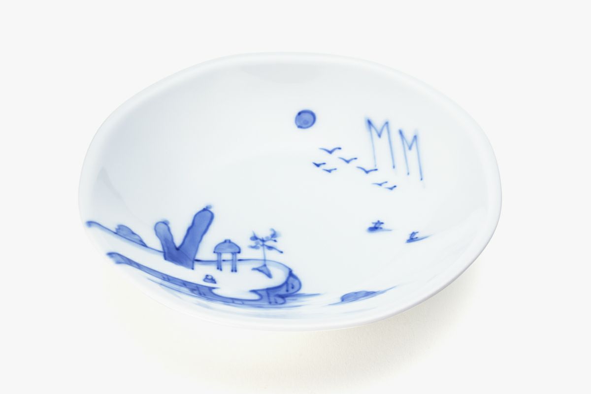 有田焼 青白磁「春」八角（八稜）皿／共箱付き 有田焼 青白磁「春」八角（八稜）皿／共箱付き - メルカリ