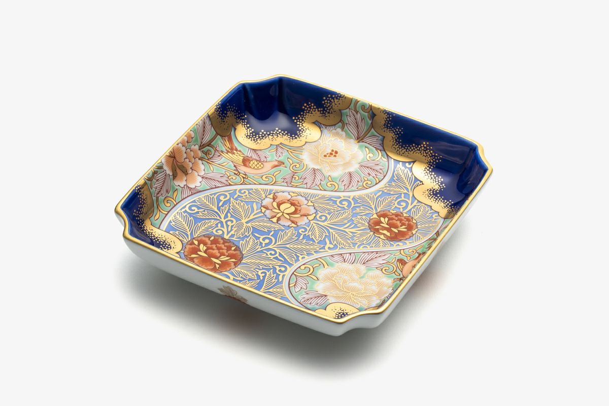 金襴手牡丹唐草ひわ色 飾皿 | 有田焼 深川製磁｜公式オンラインストア