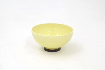 黄釉　笹型飯碗
