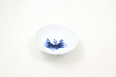 10谷窯染付葉　大盃　1個