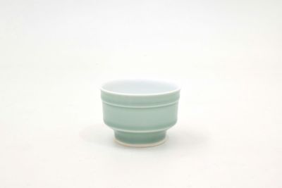 18谷窯青磁　仙茶碗　1個