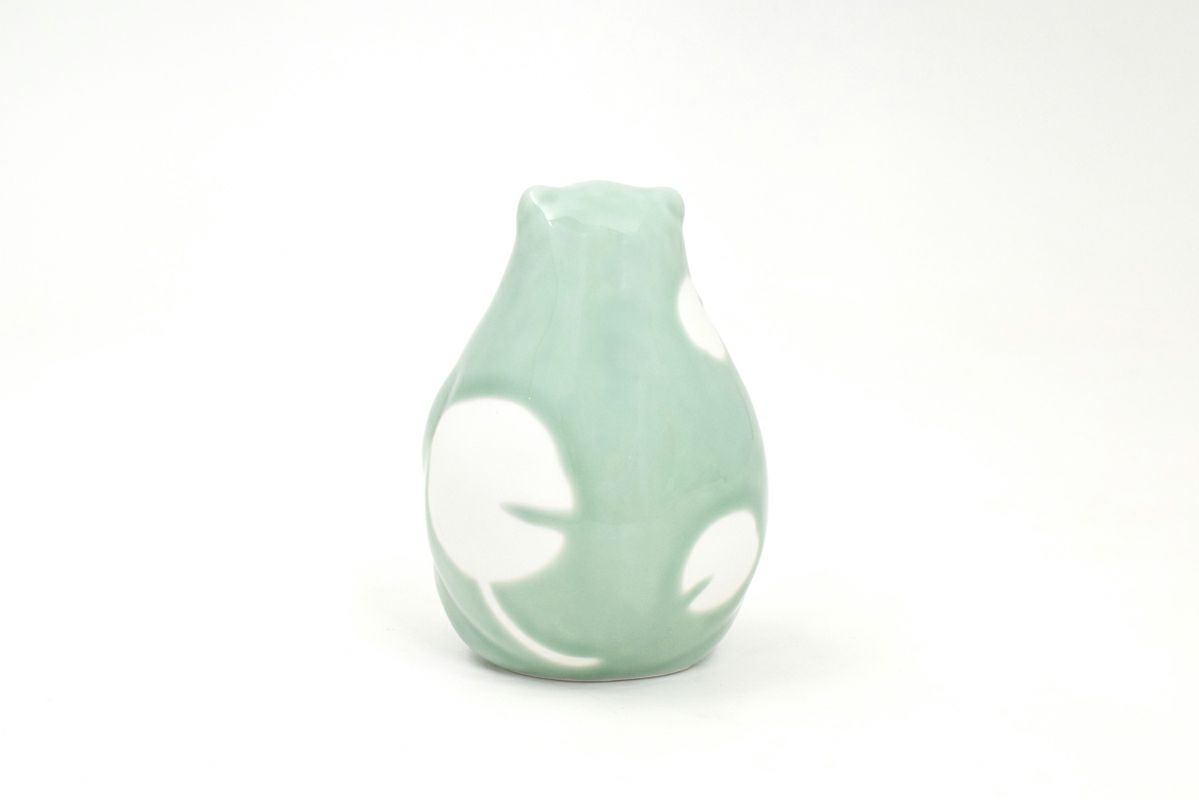 笹青磁 かえる置物（大） | 有田焼 深川製磁｜公式オンラインストア